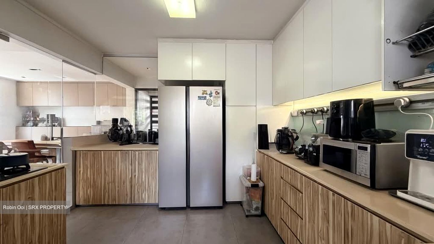 Blk 407 Hong Kah Court (Jurong West), HDB Executive #596198941